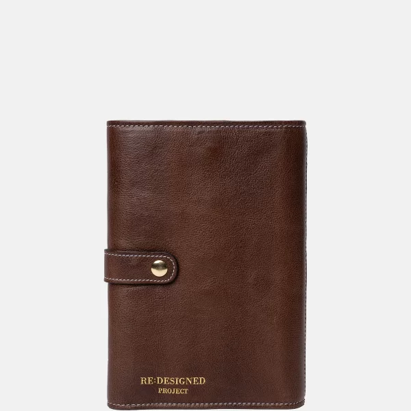 Project_7-Needle_Case-6124-Woodsmoke